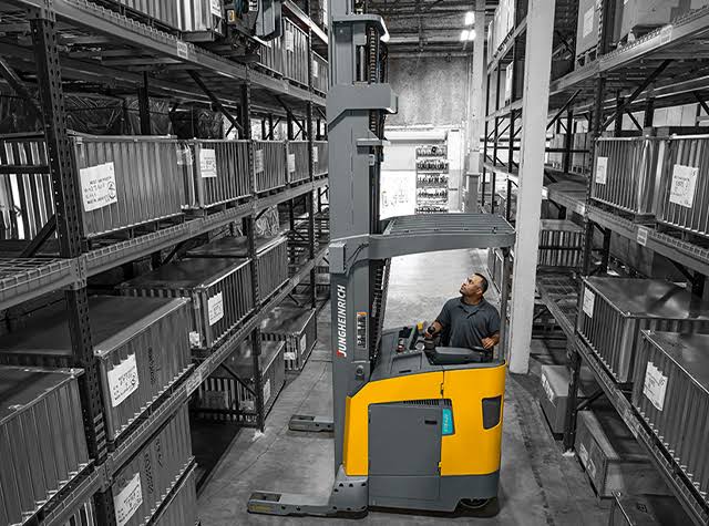 Warehouse Forklift Rental